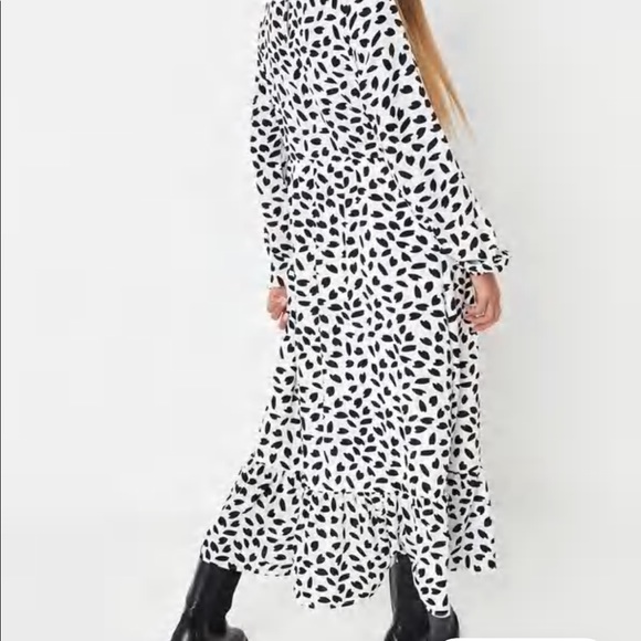 Missguided White Dalmatian Print Ruffle Hem Oversized Midaxi Smock Dress - Picture 2 of 8